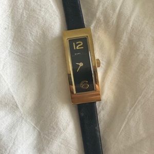 Marc Jacobs leather black and good watch